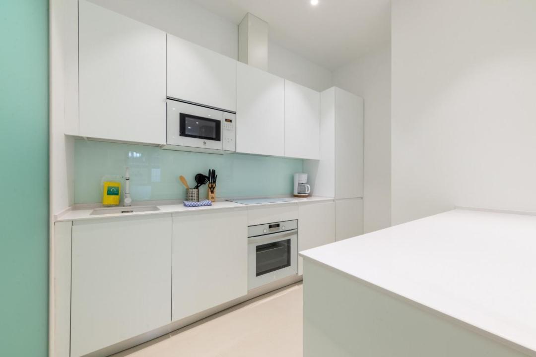 2 Bedrooms 2 Bathrooms Furnished - Delicias - Modern- Mintystay Madrid Extérieur photo