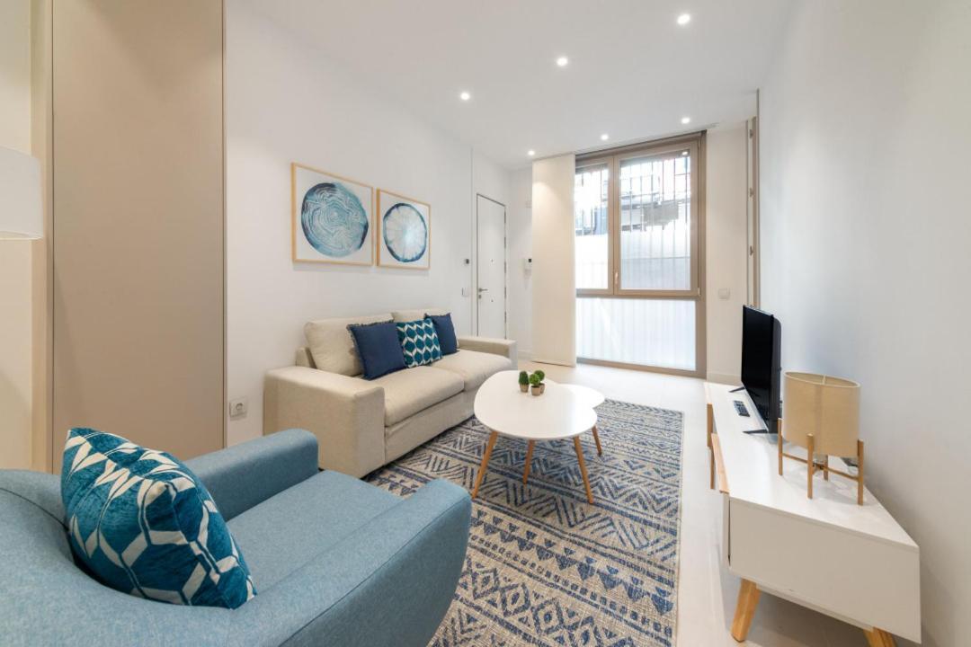 2 Bedrooms 2 Bathrooms Furnished - Delicias - Modern- Mintystay Madrid Extérieur photo